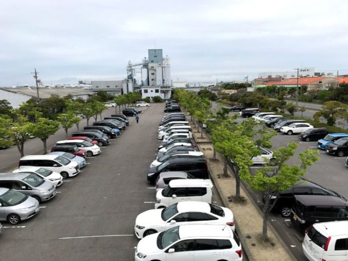 碧南市明石公園の駐車場