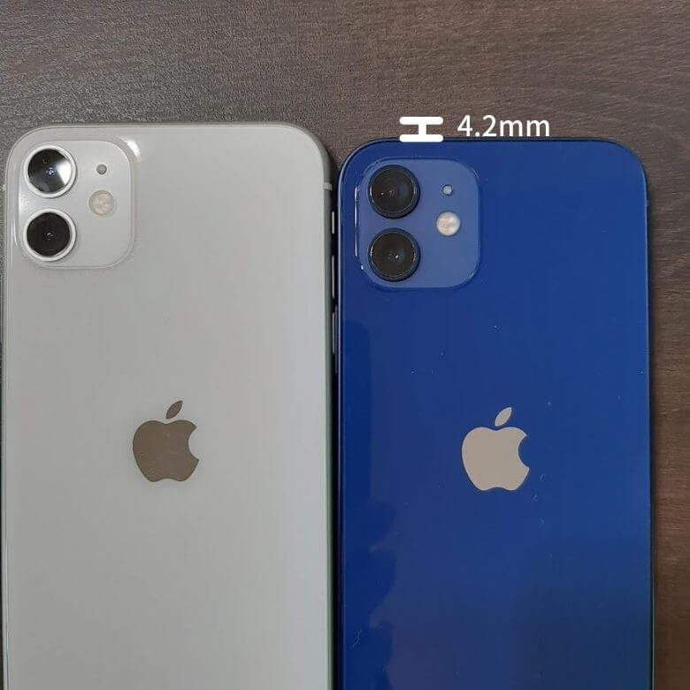 iPhone12とiPhone11のサイズ比較
